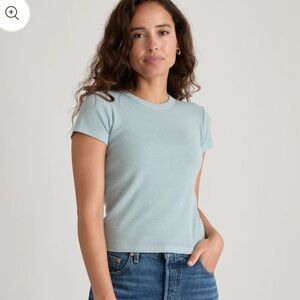 NWT Lexi rib sun-in crew tee shirt faded aqua small